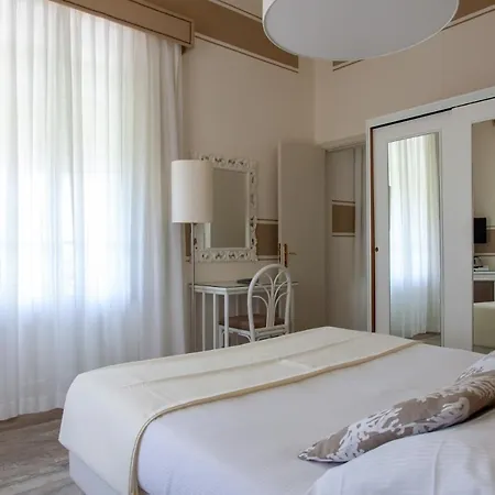 Olimpia Hotel 4*